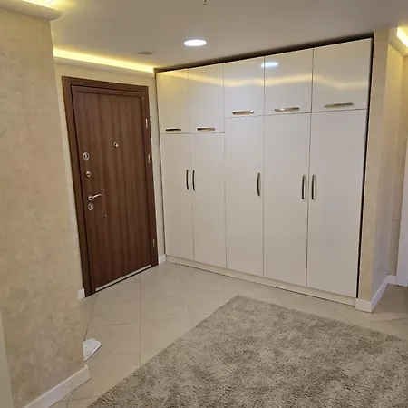 Apartamento Bahcesehir Rent House