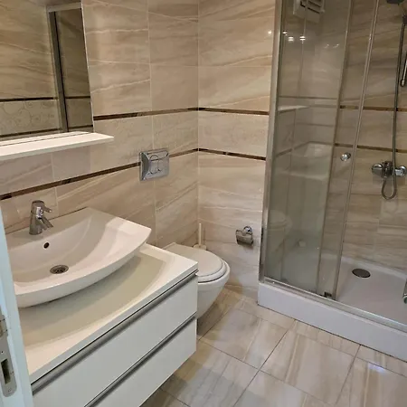 Apartamento Bahcesehir Rent House Istambul